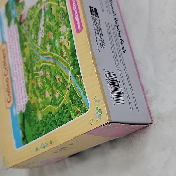 Calico Critters Pickleweeds Hedgehog Family - Picture 5 of 5